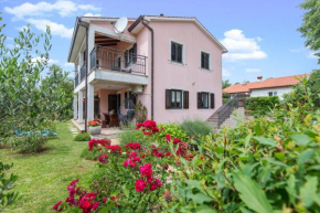 Гостиница Apartments Radović  Лабин